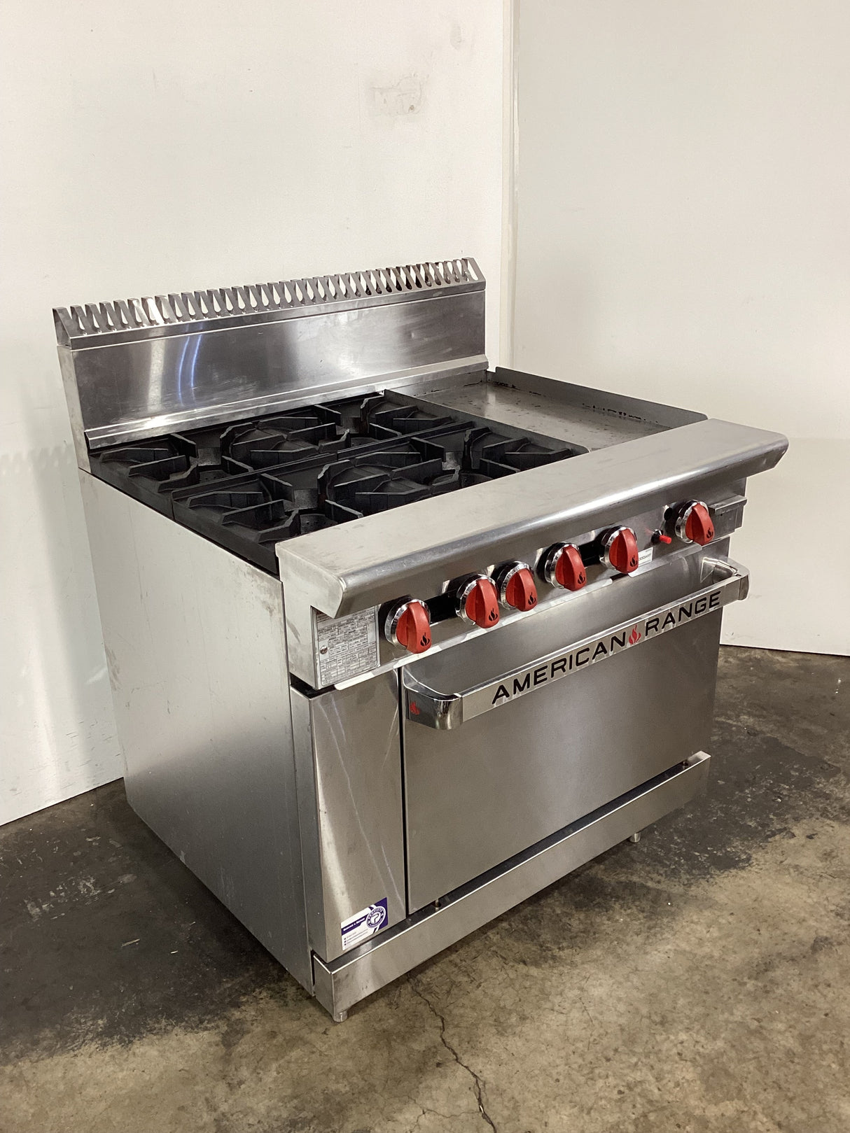 American Range AAR.4B.12G Range Oven