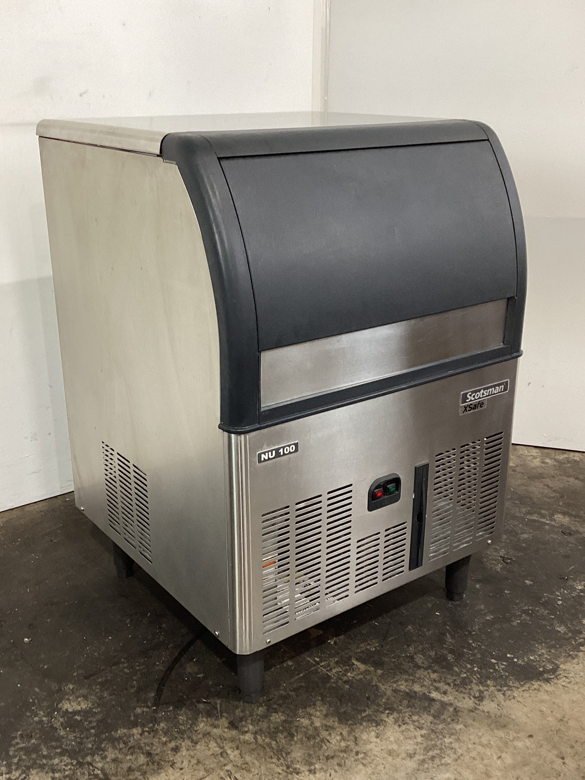 Scotsman NU100AS Ice Machine
