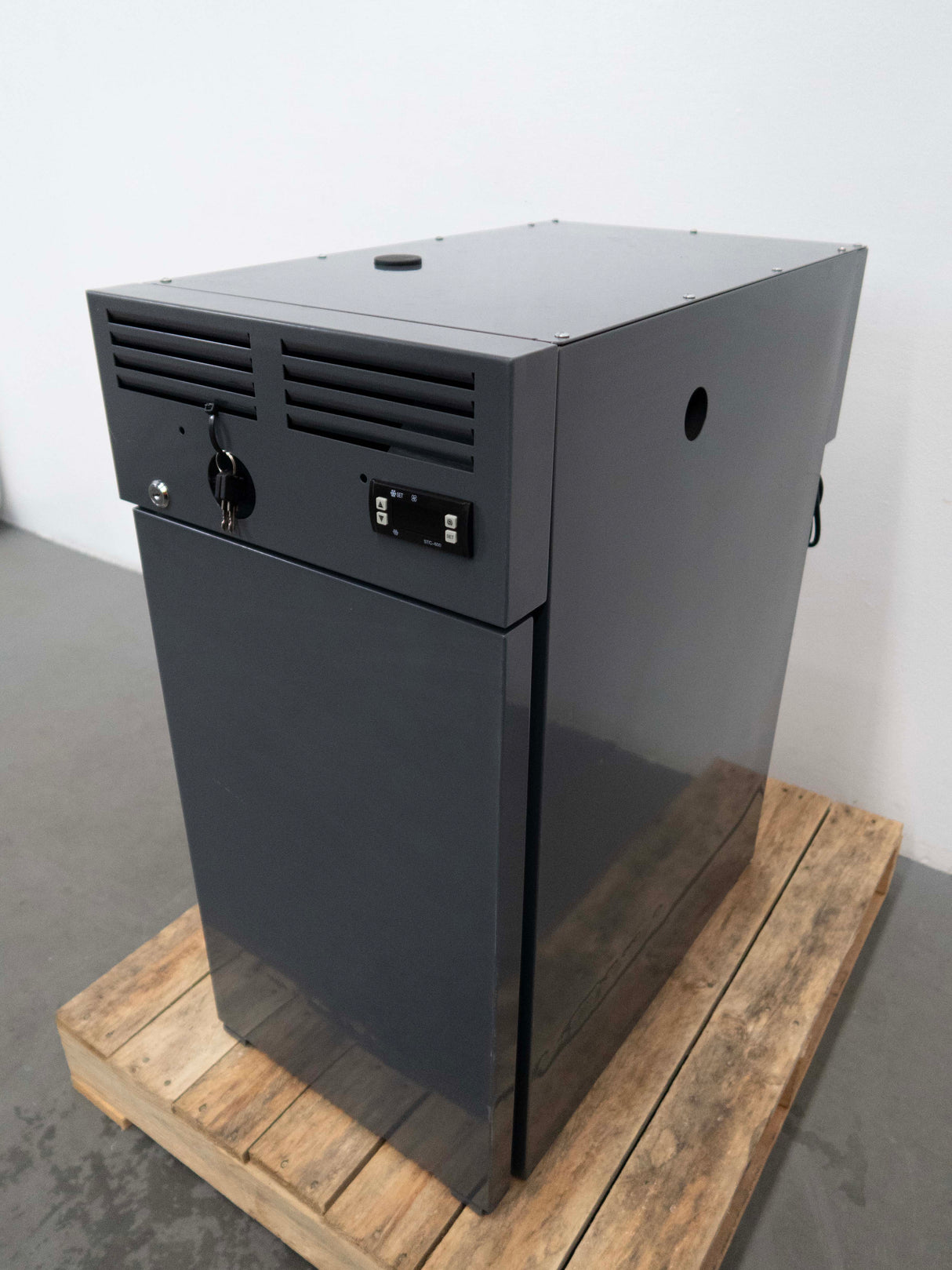 Hussmann TG100-BF Milk Bladder Refrigerator