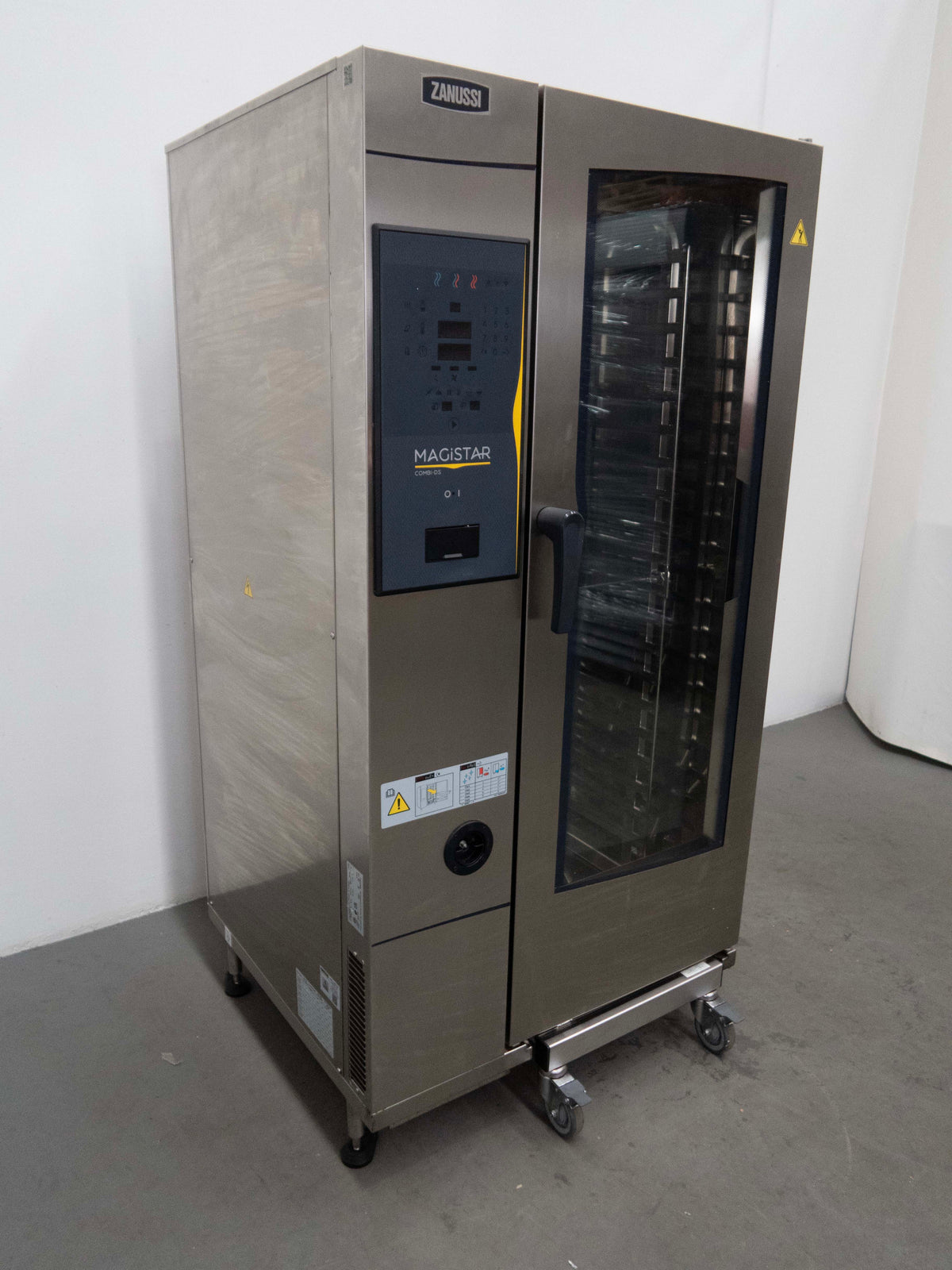 Zanussi ZCOE201B250 Combi Oven