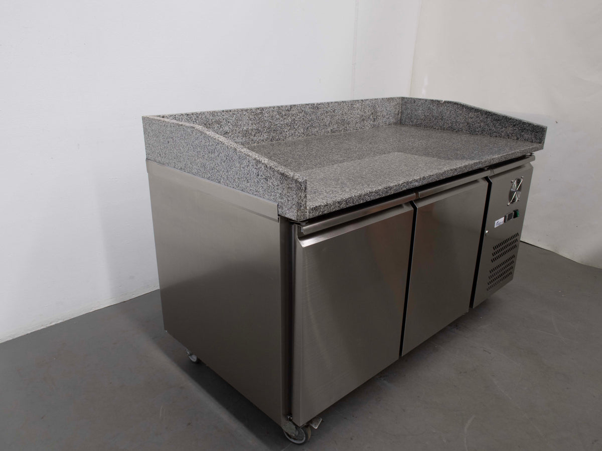 FED XPZ2600TN Saladette Fridge