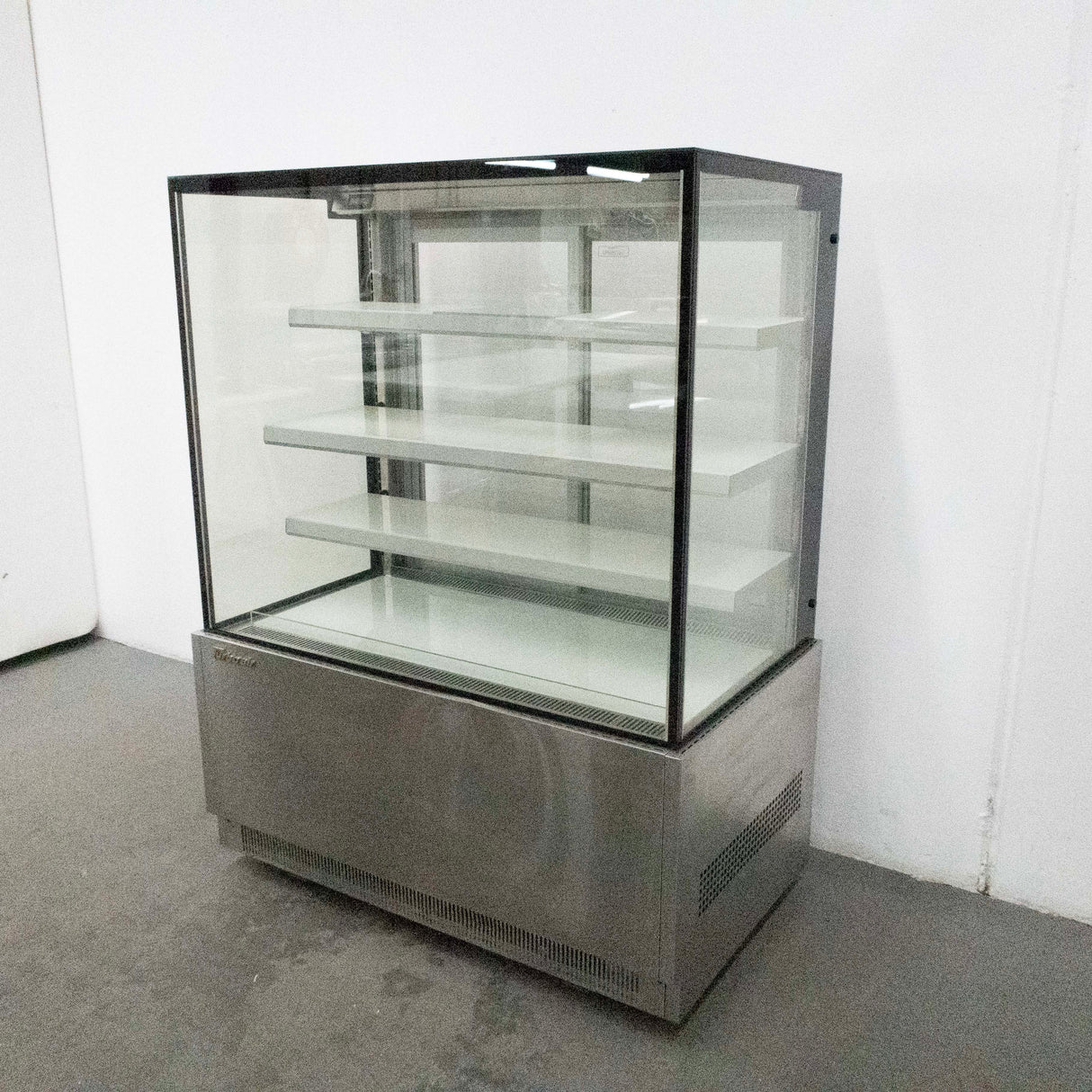 Turbo Air TBP1200-3 Cake Display Case