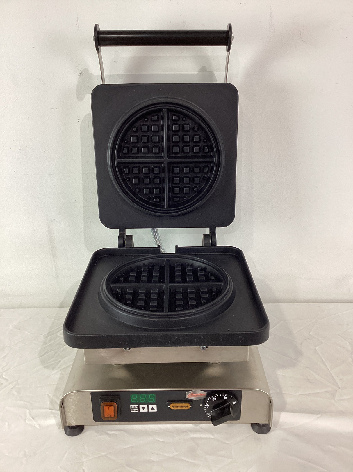 Neumarker 12-40718DT Waffle Maker