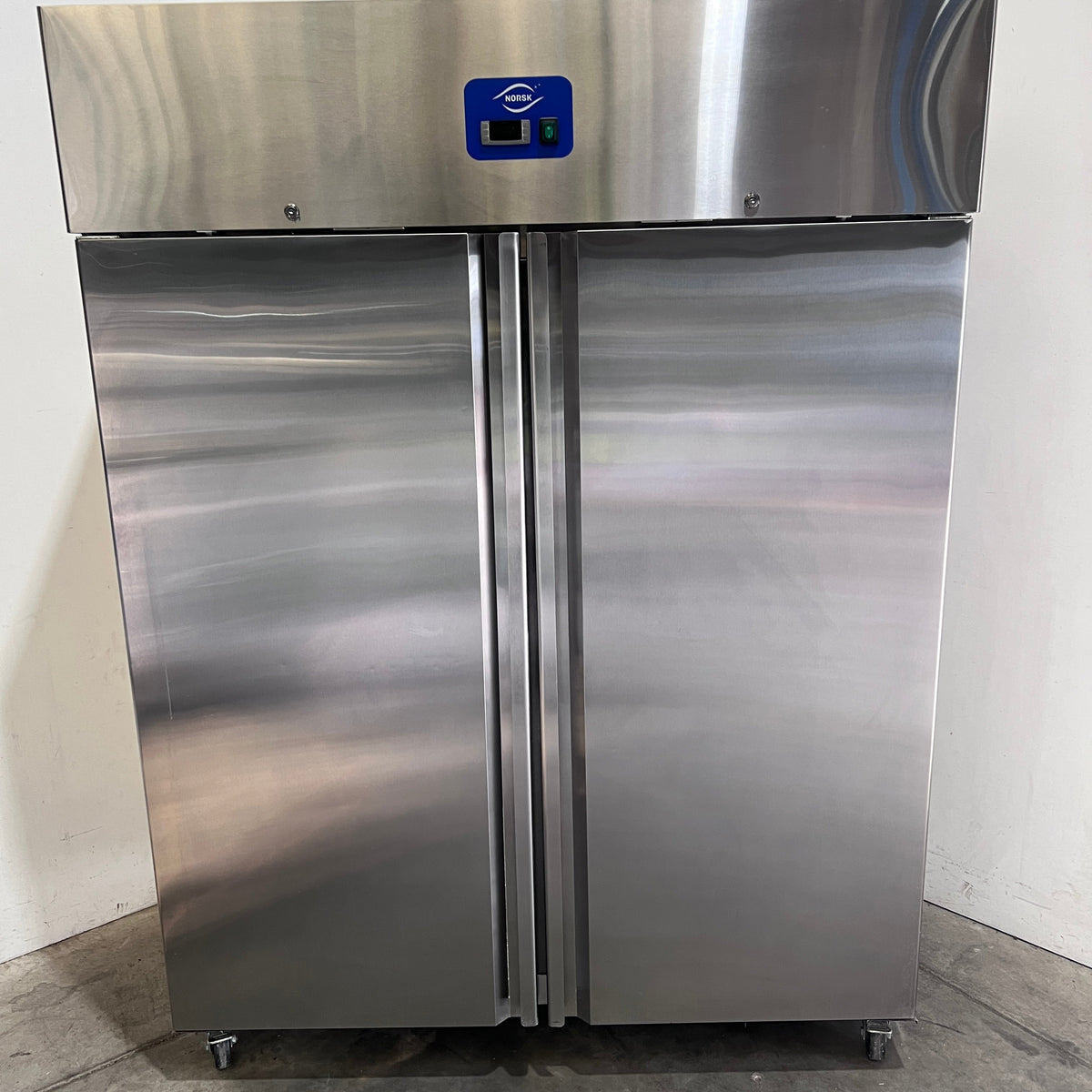 Norsk NSK-1410TN Upright Fridge