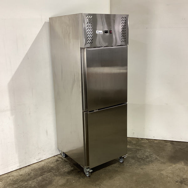 FED-X XURF600S1V Upright Freezer