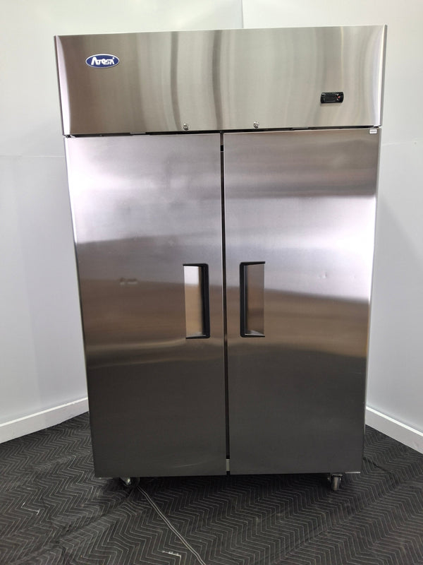 Atosa YBF9218GR Upright Fridge