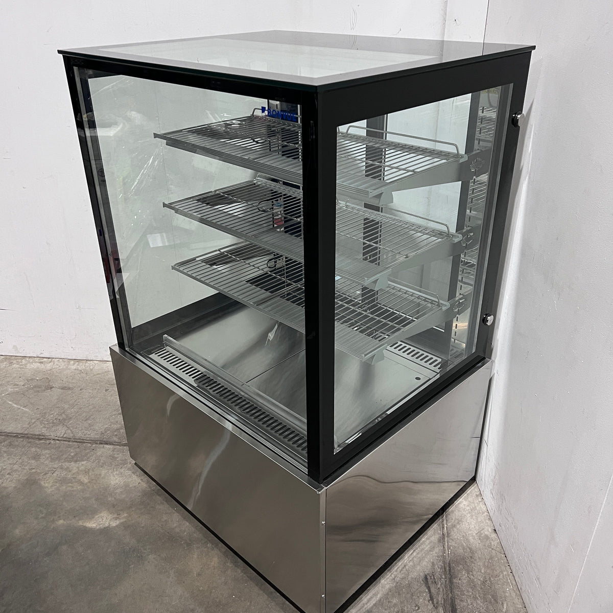 Bonvue SL830V Cold Food Display