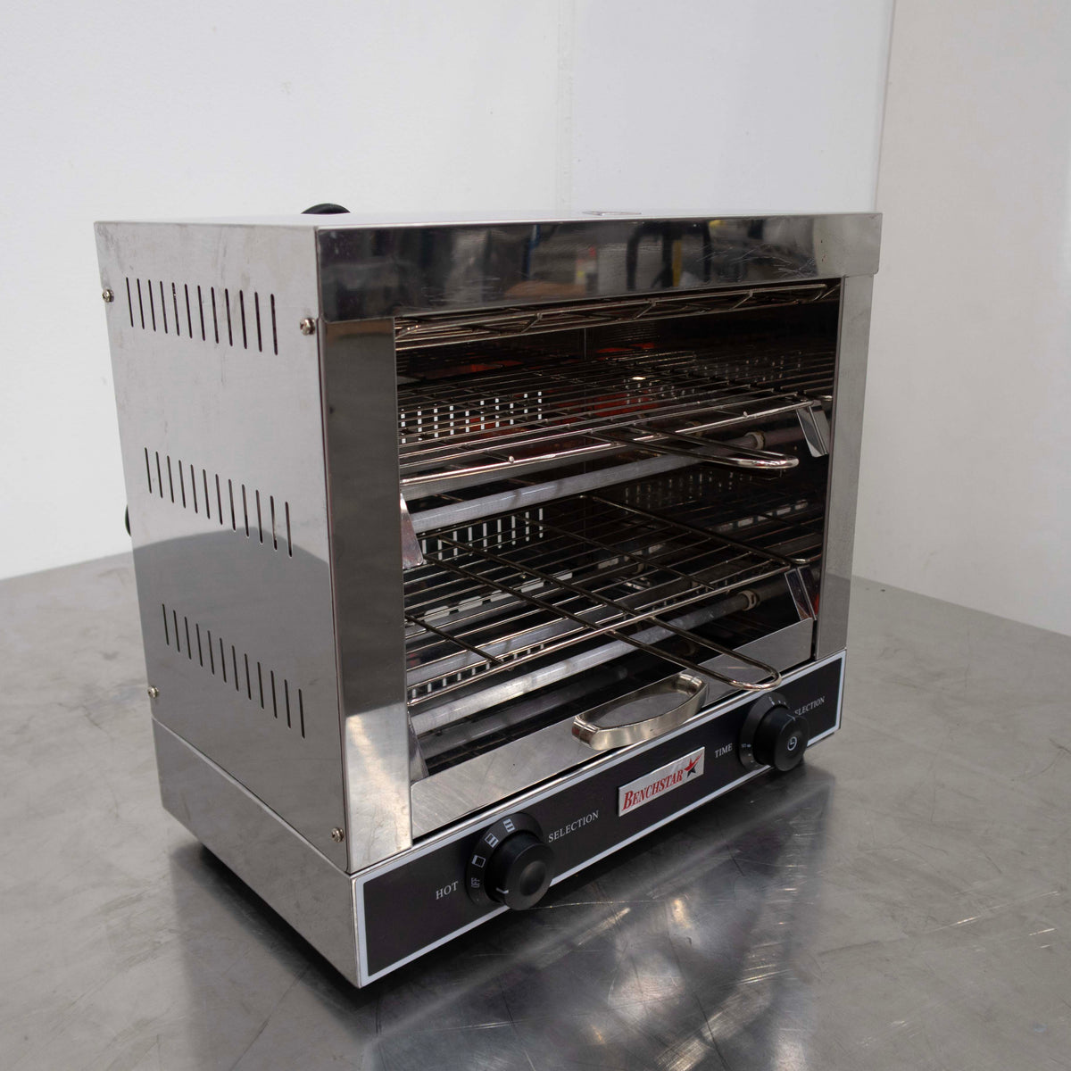 Benchstar AT-360BE Toaster