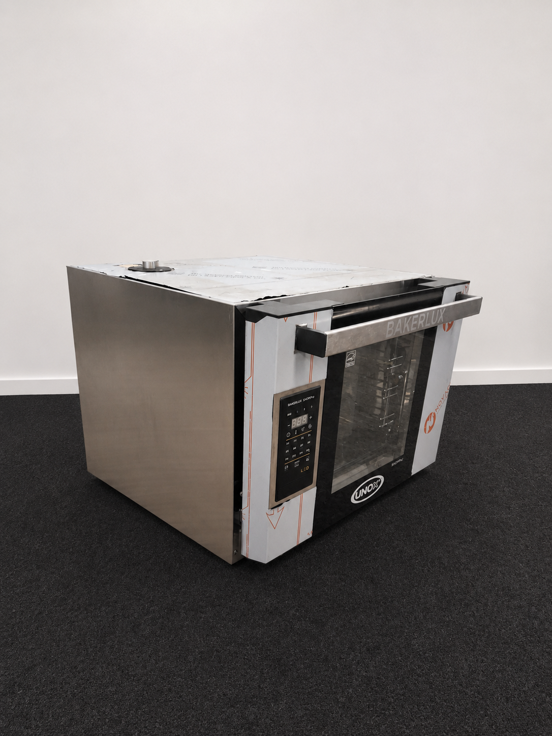 Unox BAKERLUX XEFR-04HS-ELDV Convection Oven