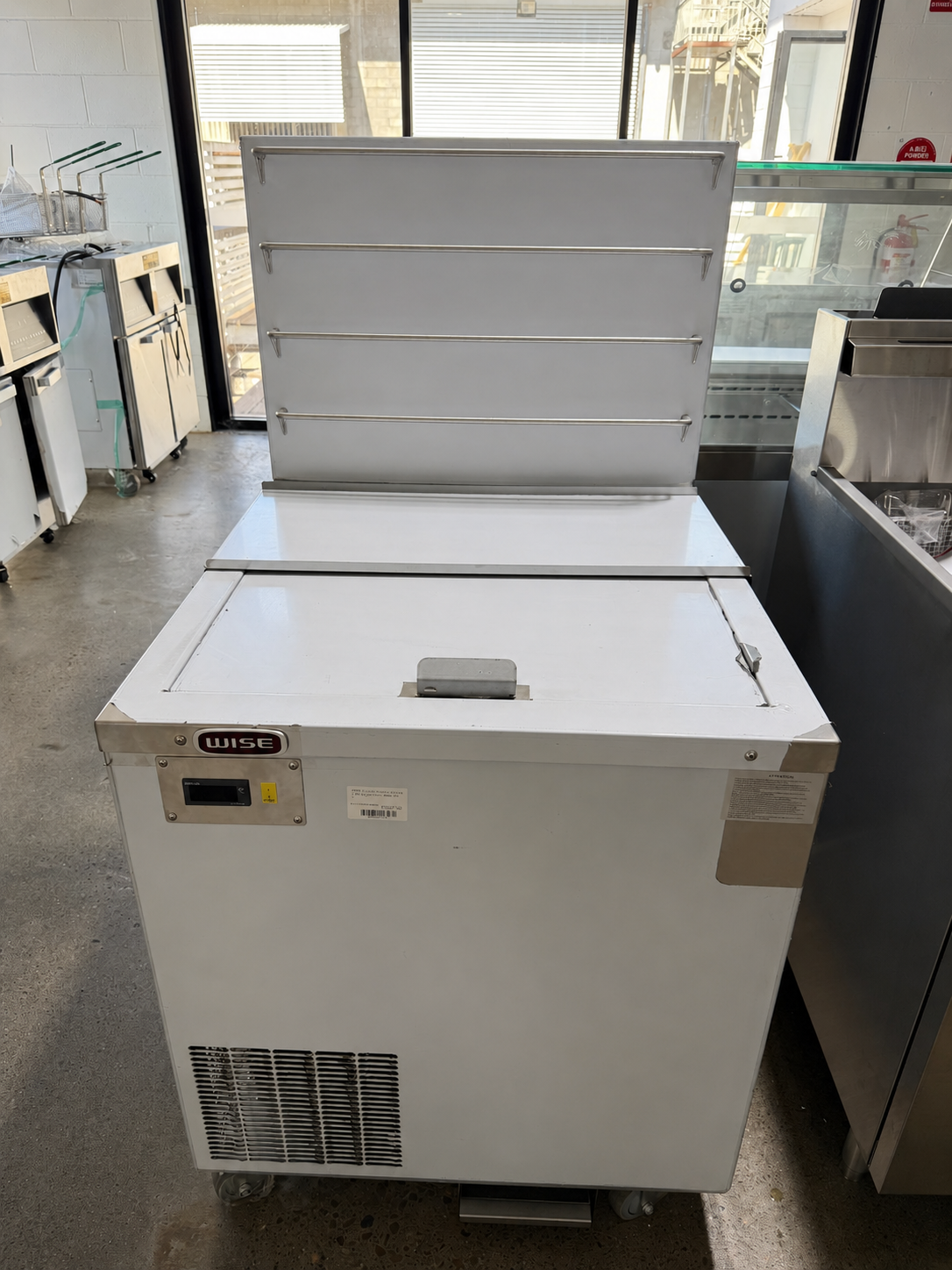 Wise AWRW-157-F1 French Fries Storage Refrigerator
