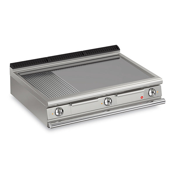 Baron 3 Burner Electric Fry Top With 2/3 Smooth 1/3 Ribbed Mild Steel Plate And Thermostat Control