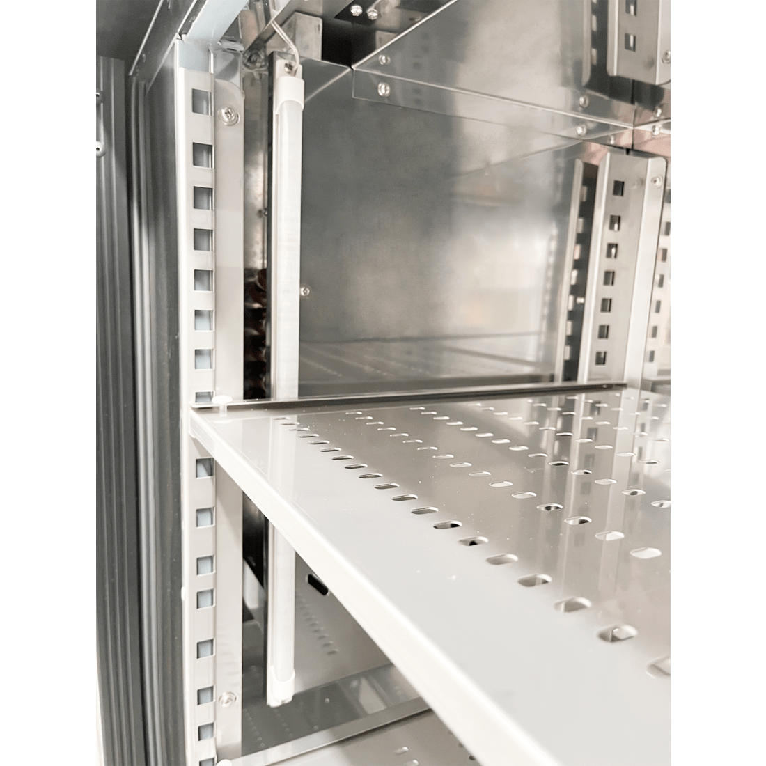 Thermaster Four Door Drink Cooler BC4100G