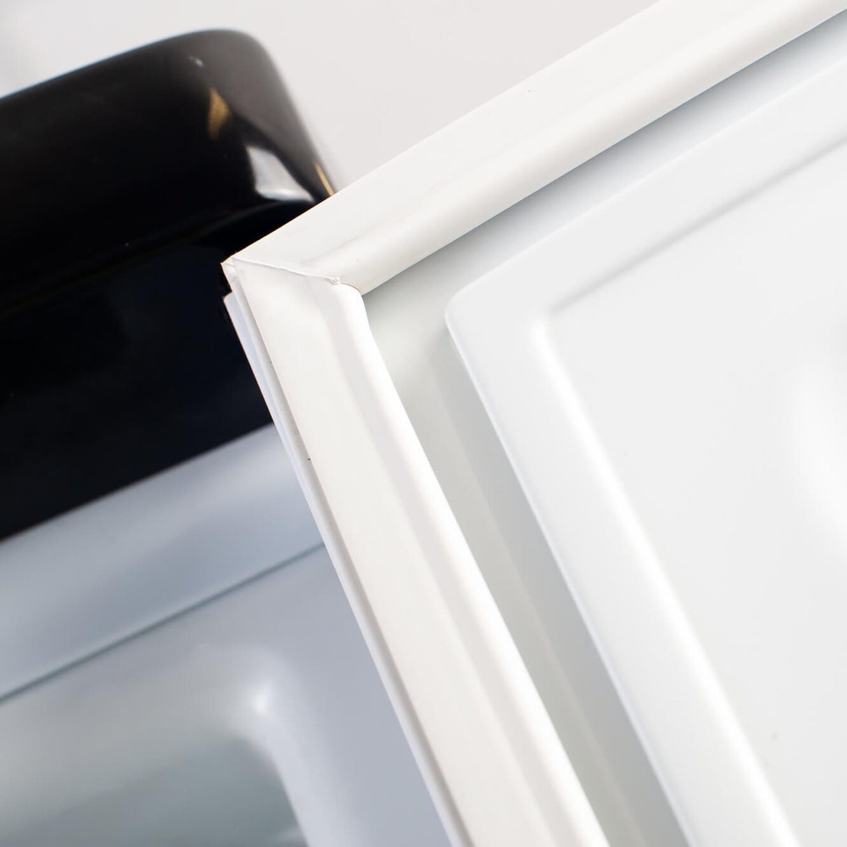 Bromic Upright Freezer - 300L - 1 Door - Solid