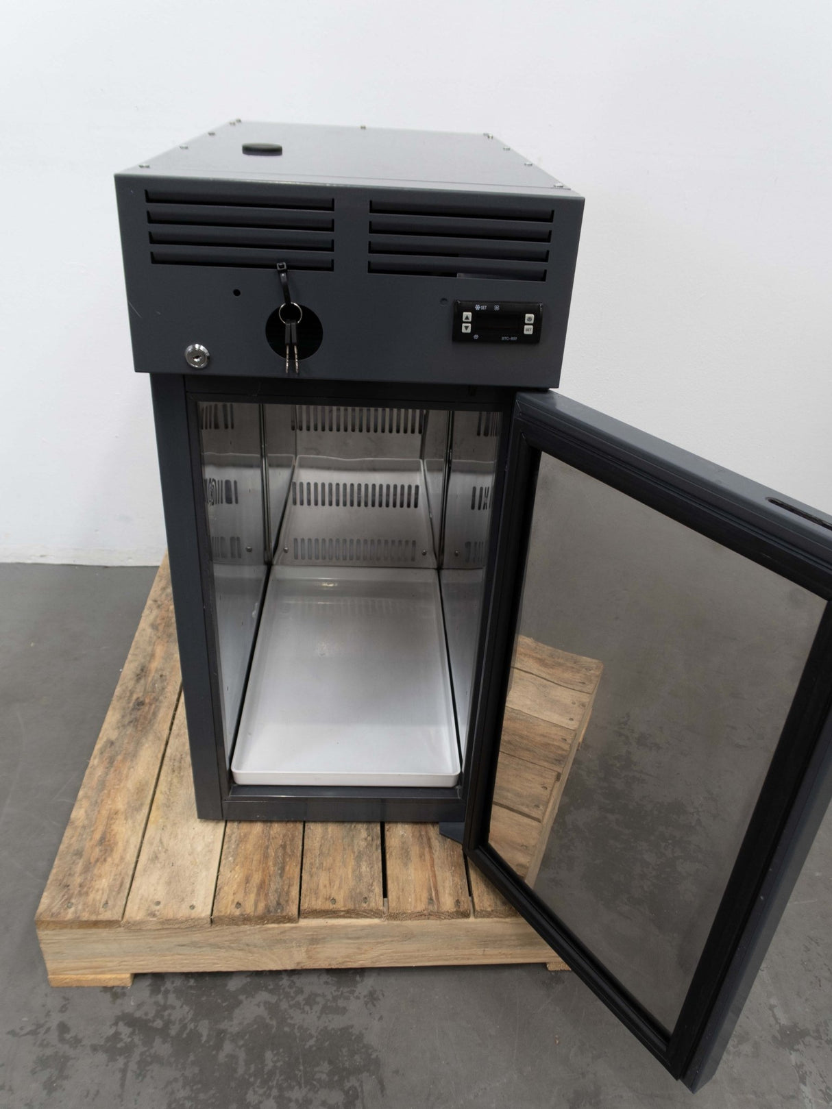 Hussmann TG100 - BF Milk Bladder Refrigerator - Whisk Hospitality - 825338