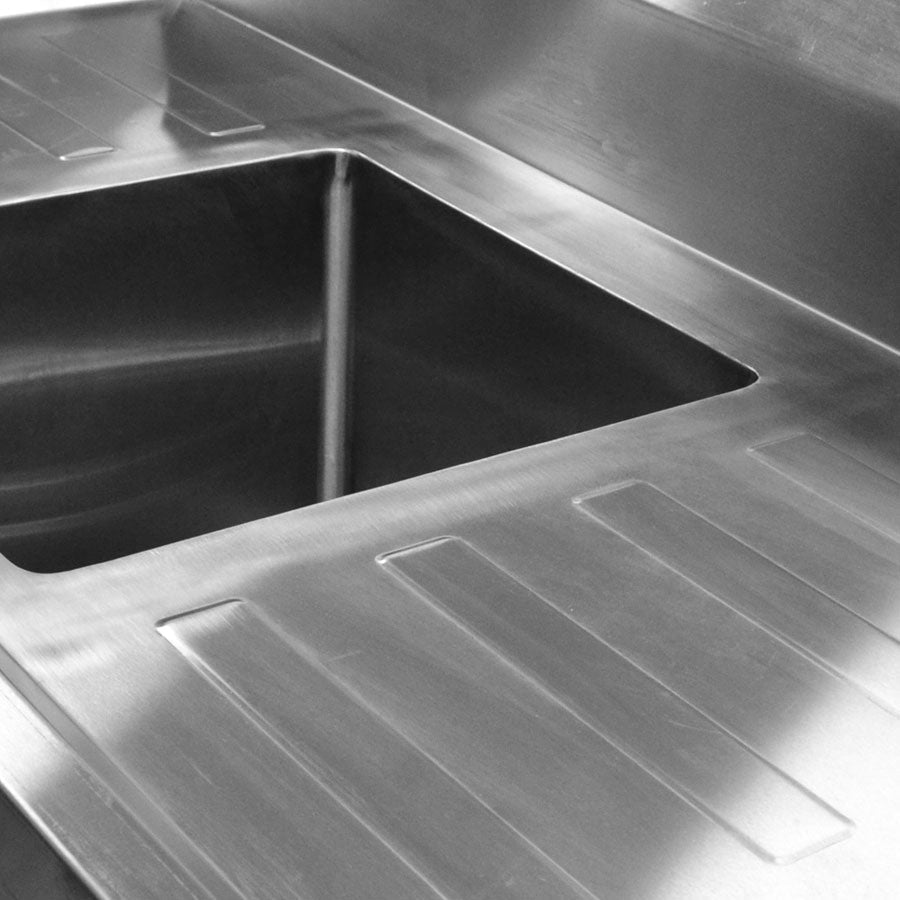 Single Centre Sink Bench & Pot Undershelf SSB7 - 1200C/A - Whisk Hospitality - SSB7-1200C/A