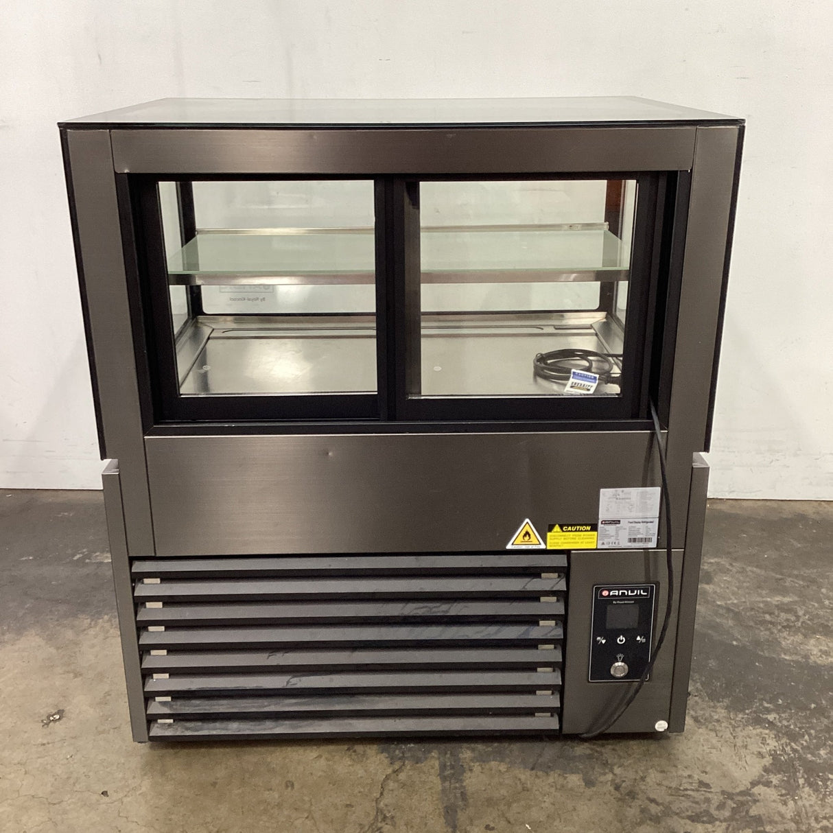 Anvil NSDJ2730 Cake Display - Whisk Hospitality - 833739