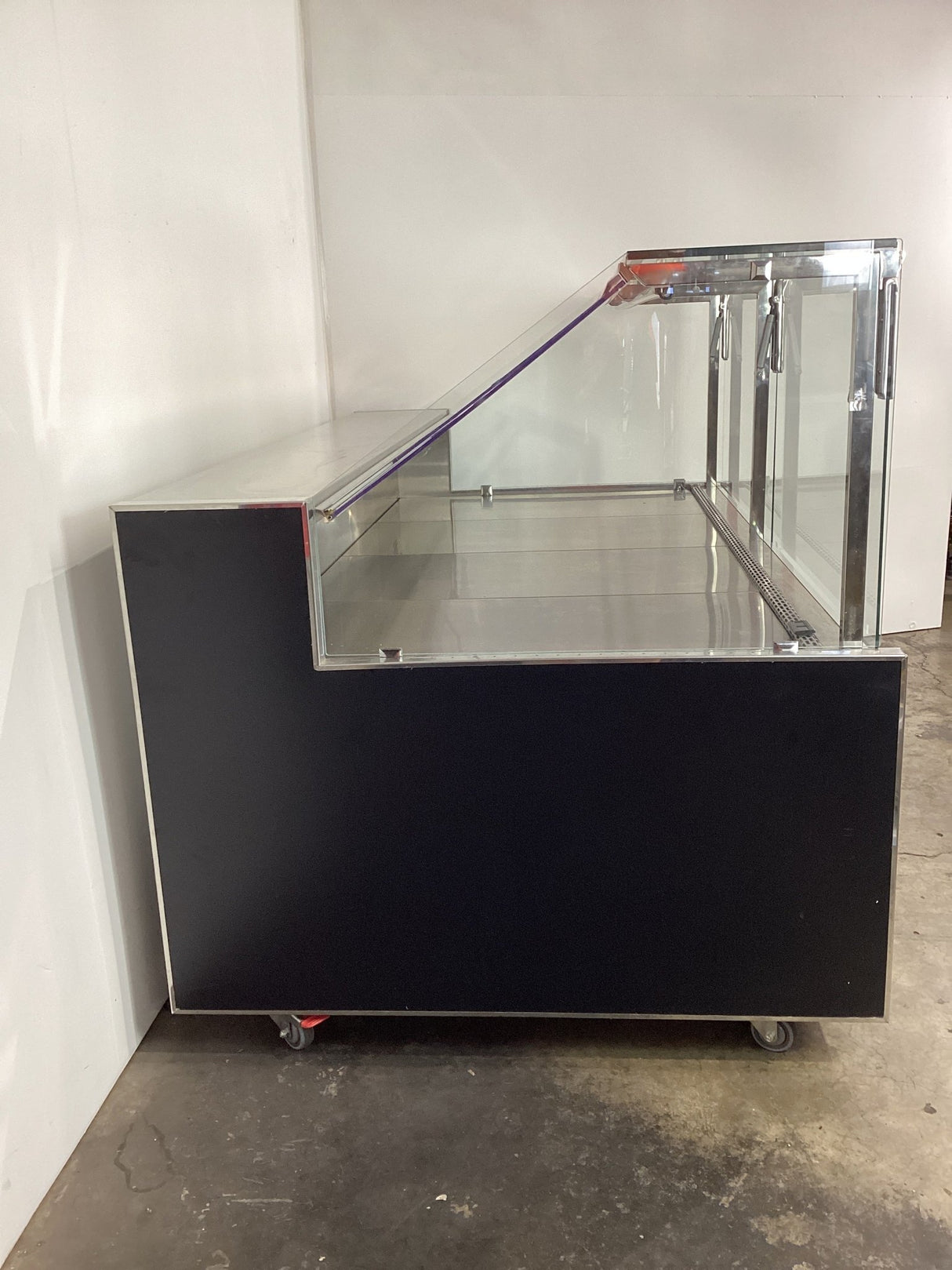 Criocabin Enixe 18 Deli Display - Whisk Hospitality - 832030