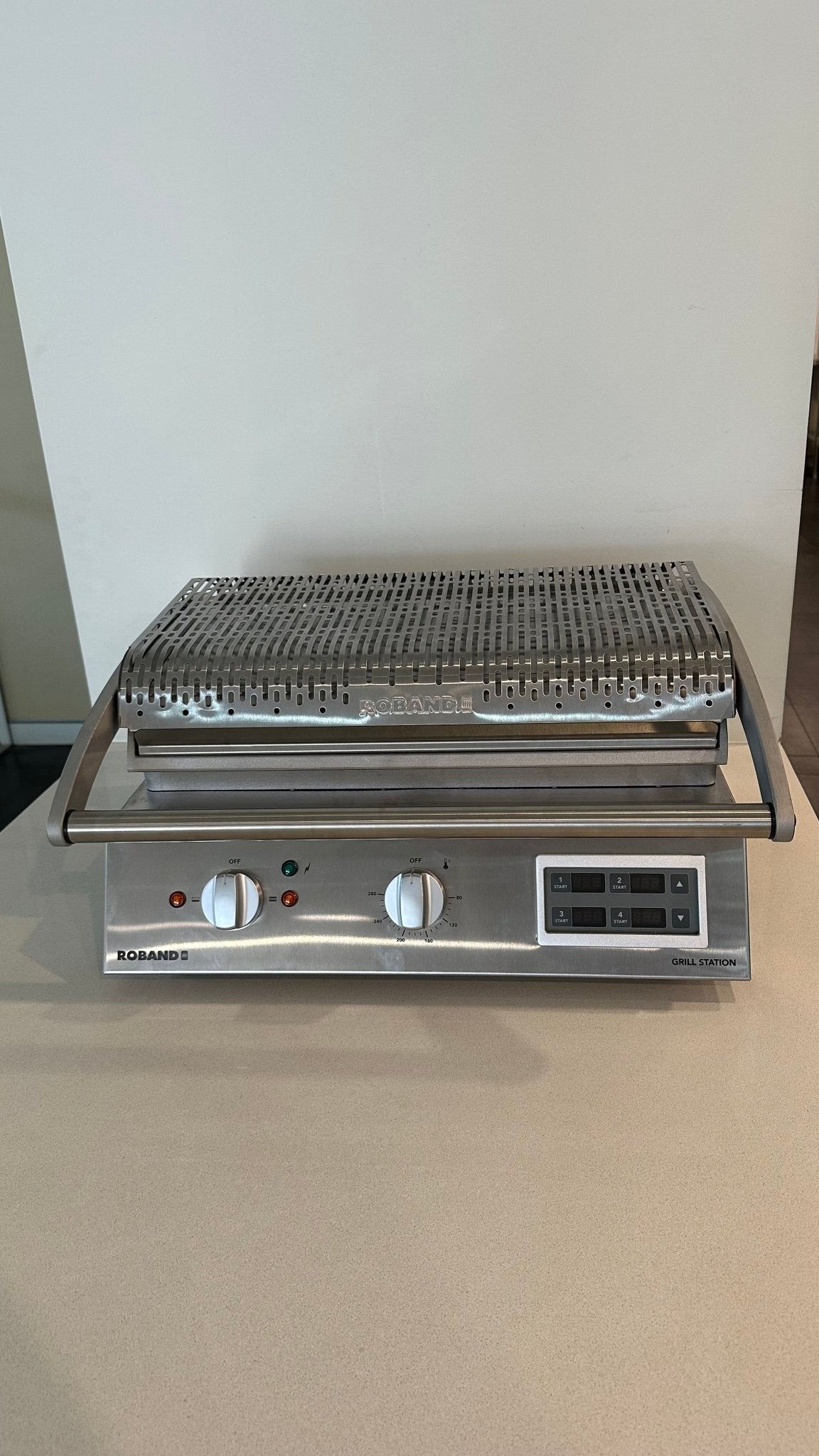 Roband GSA810SE Grill Station - Whisk Hospitality - 3PA-1907-CL-GSA810SE-158