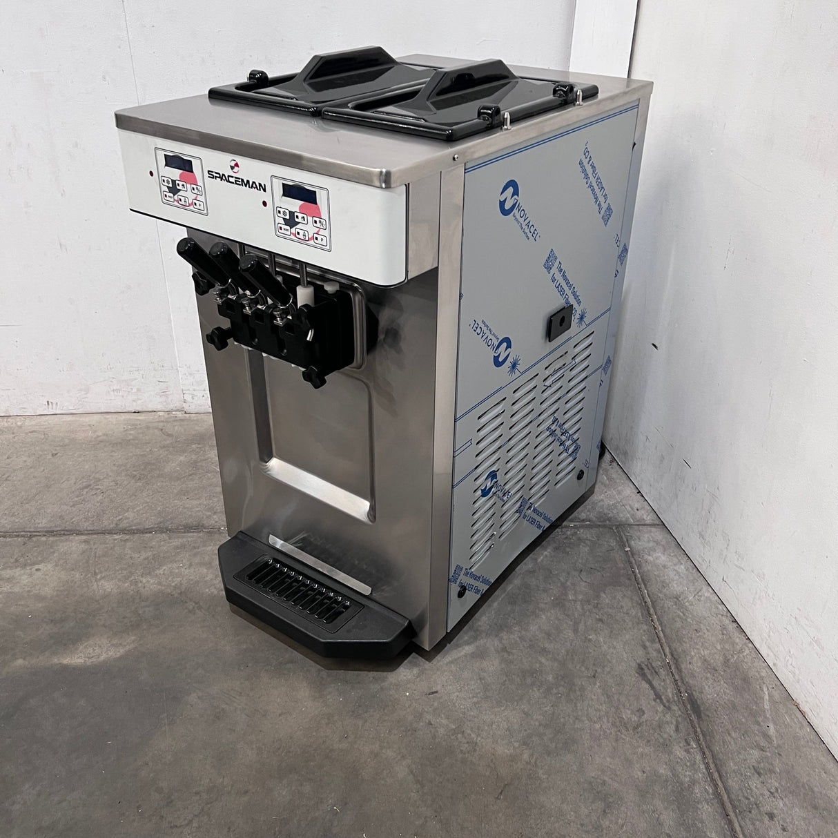 Spaceman 6235A - C Ice Cream Machine - Whisk Hospitality - 895355