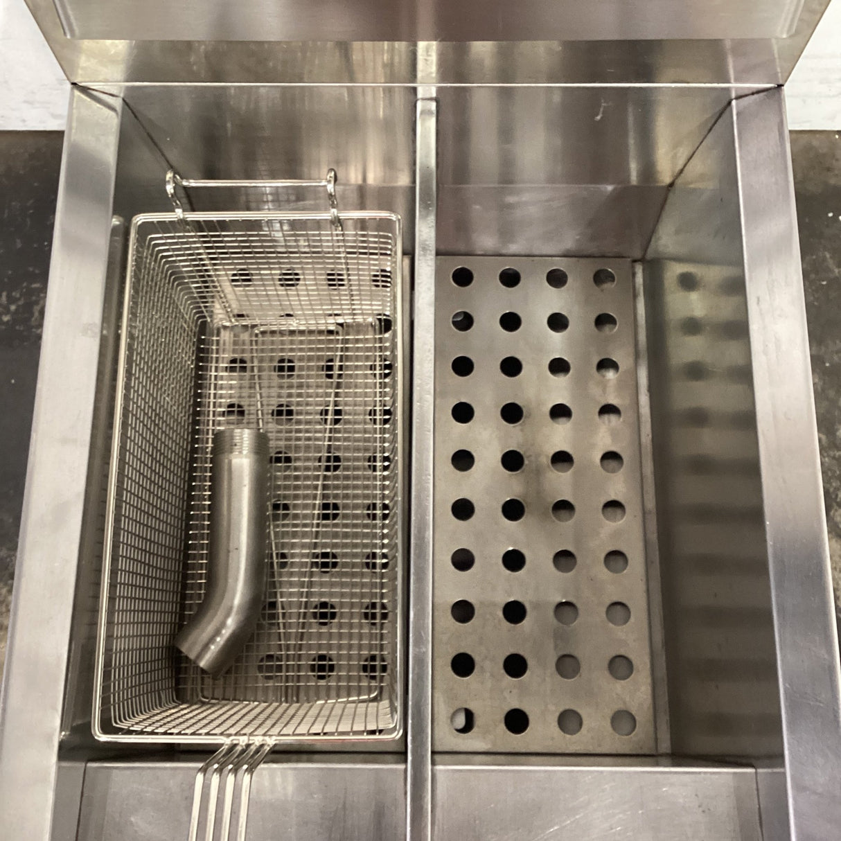 Luus FSV - 45 Fryer - Whisk Hospitality - 850391