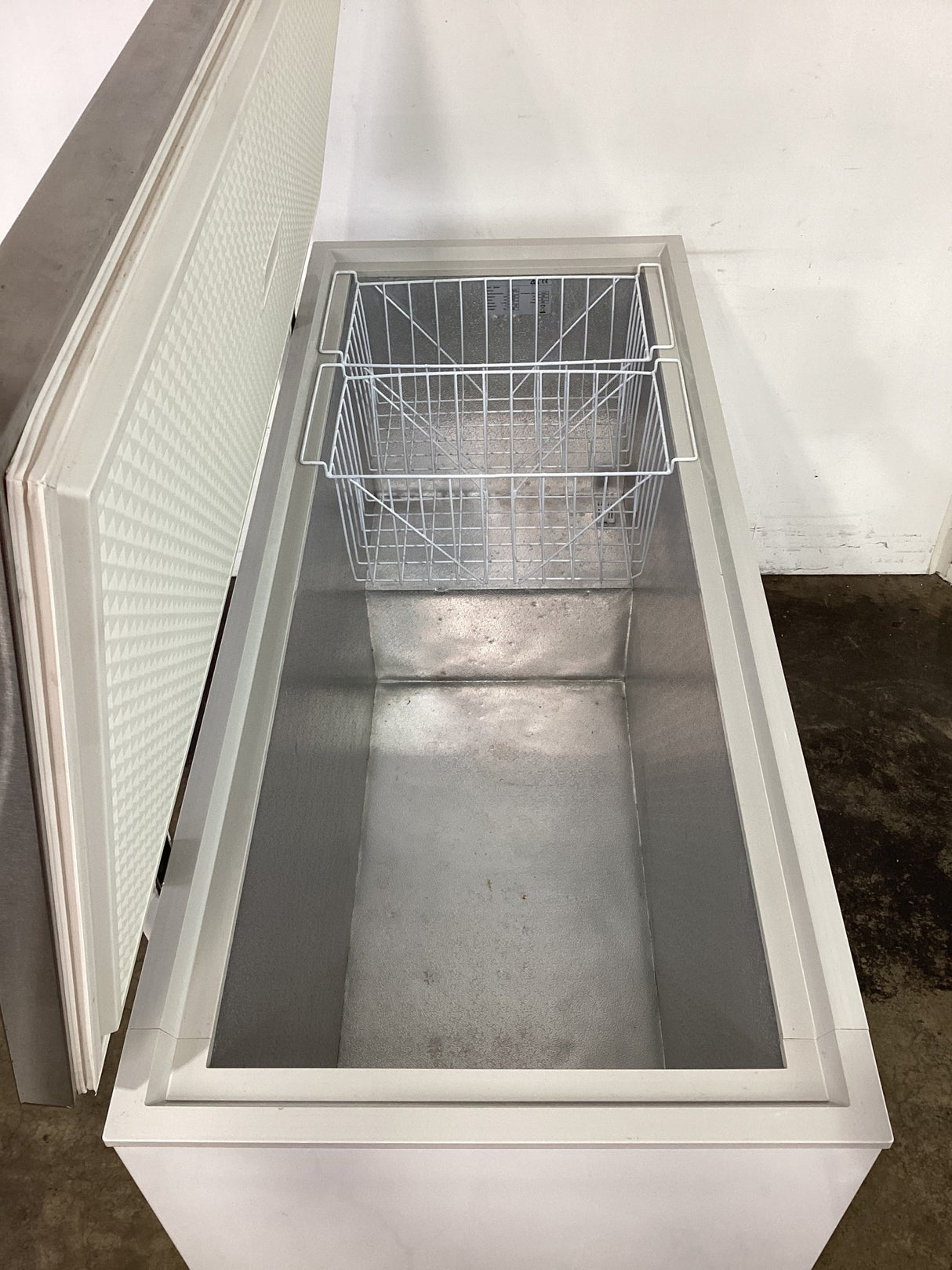 Federal BD598F Chest Freezer - Whisk Hospitality - 874715