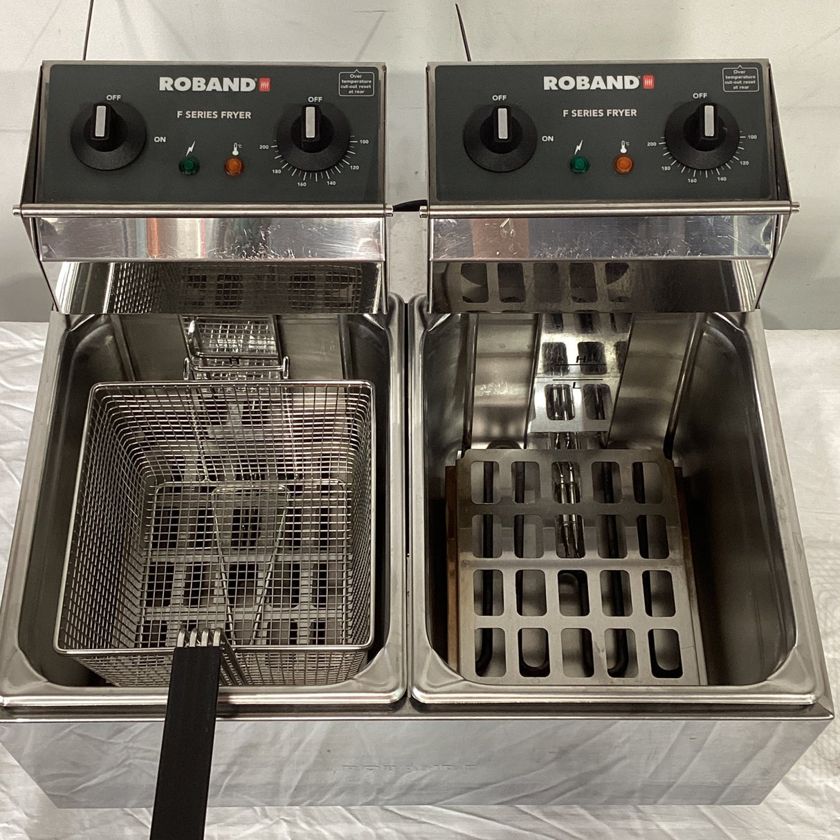 Roband F28 Countertop Fryer - Whisk Hospitality - 850383