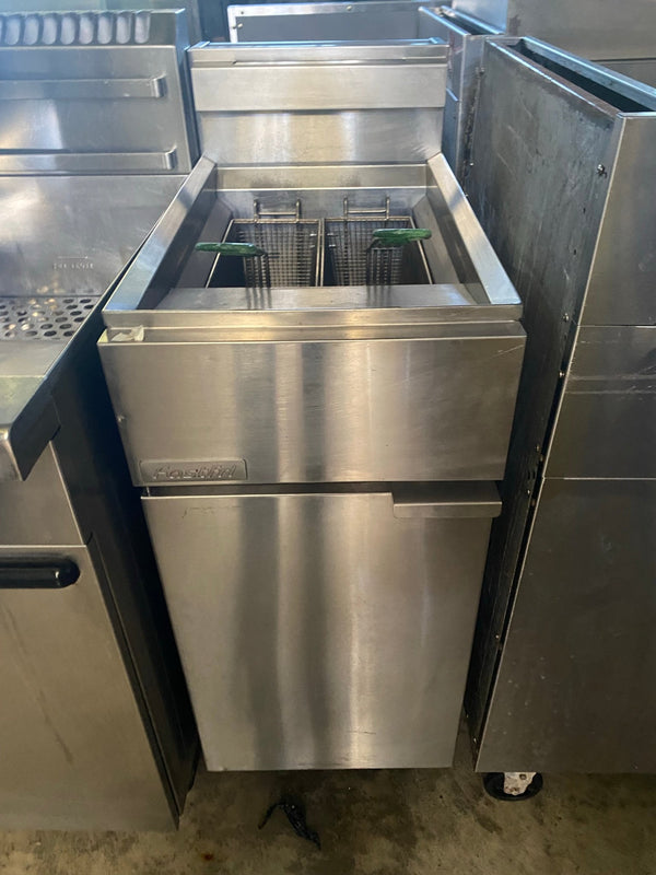 Waldorf FN8120G Deep Fryer - Whisk Hospitality - 3PA-7259-FN8120G-SN1