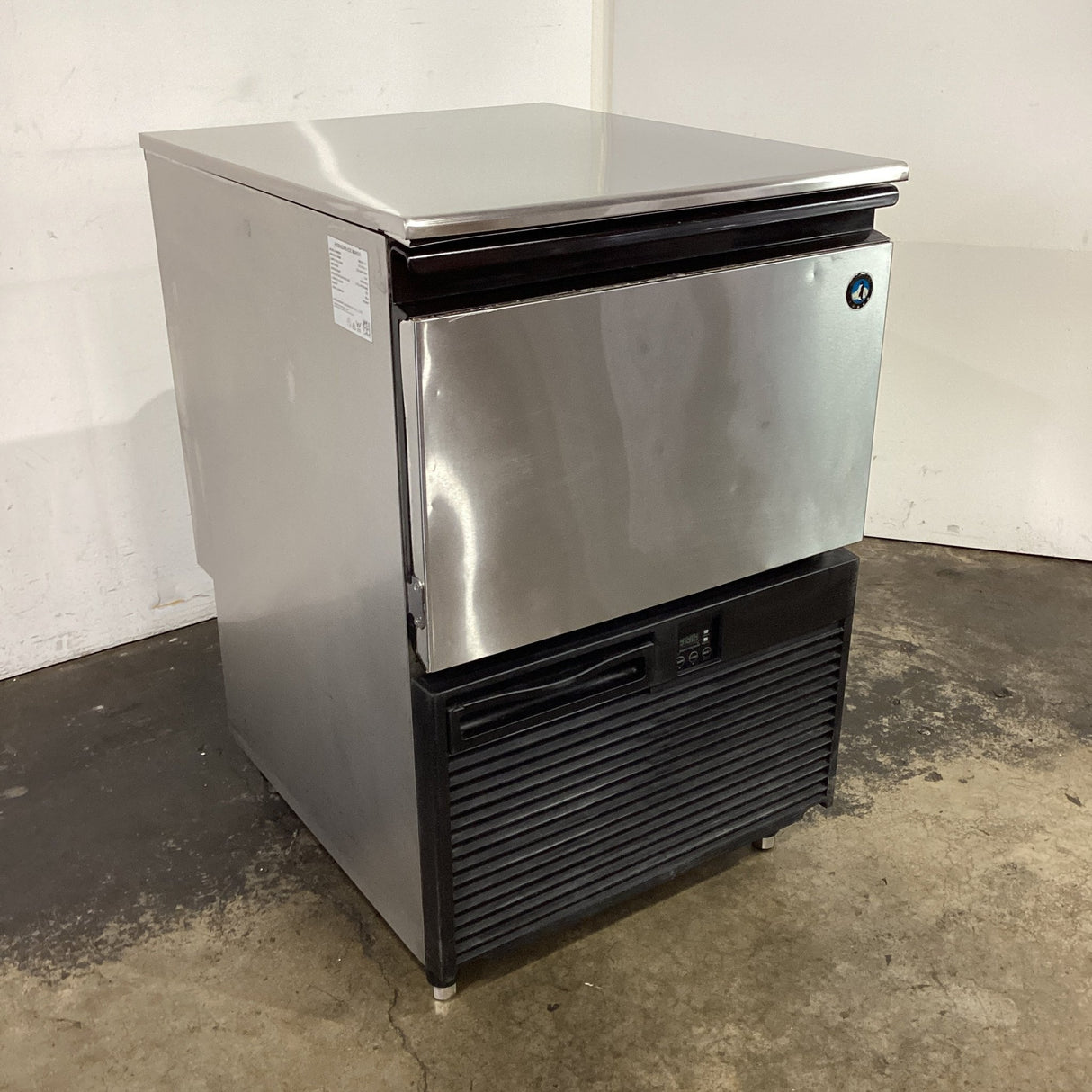 Hoshizaki KM - 80C - HC Ice Machine - Whisk Hospitality - 776885