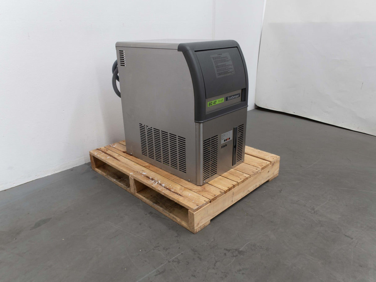 Scotsman EMC 47 AS 230/50 R290 I - PLUG OX Undercounter Ice Machine - Whisk Hospitality - 786400