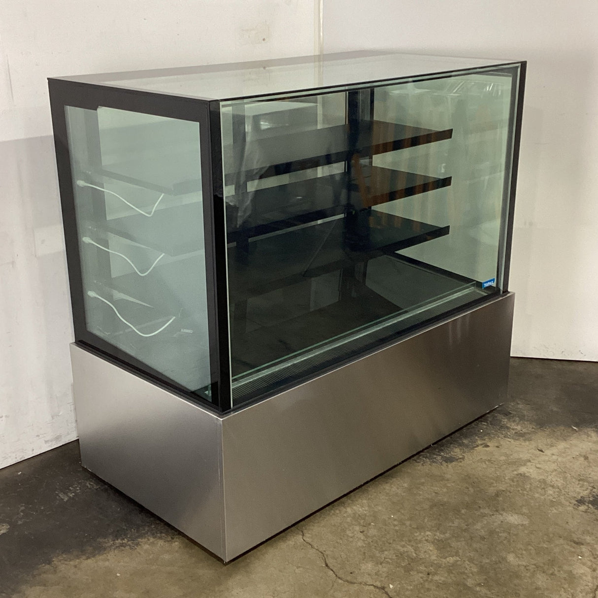 Williams HTCFH15 Cold Food Display - Whisk Hospitality - 769168