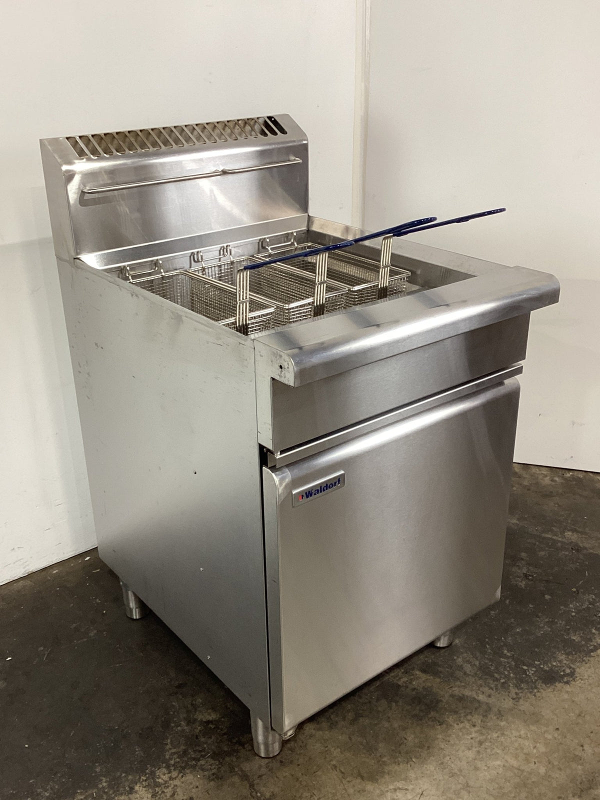 Waldorf FN8130G Fryer - Whisk Hospitality - 860386