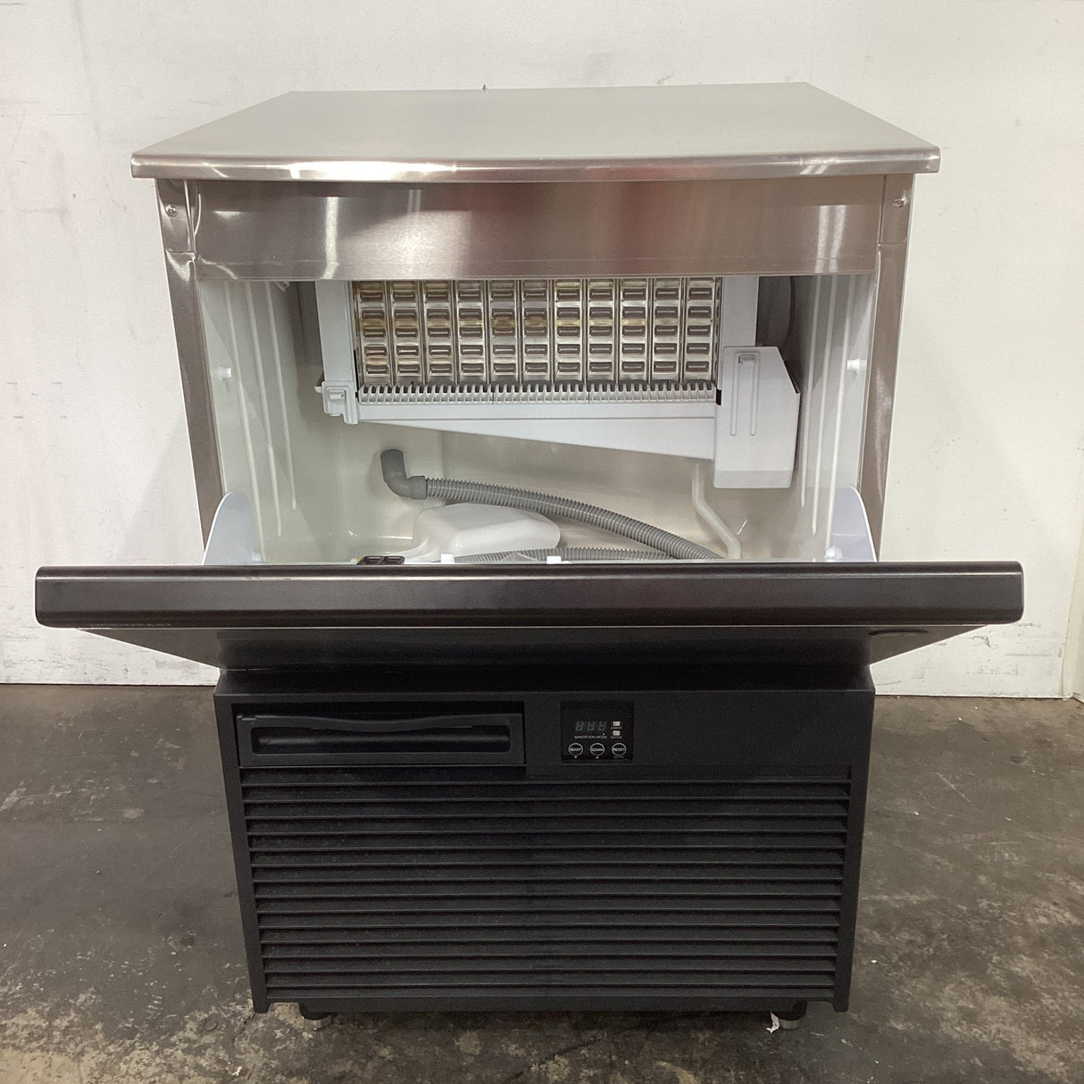 Hoshizaki KM - 60C - HC Ice Machine - Whisk Hospitality - 886150