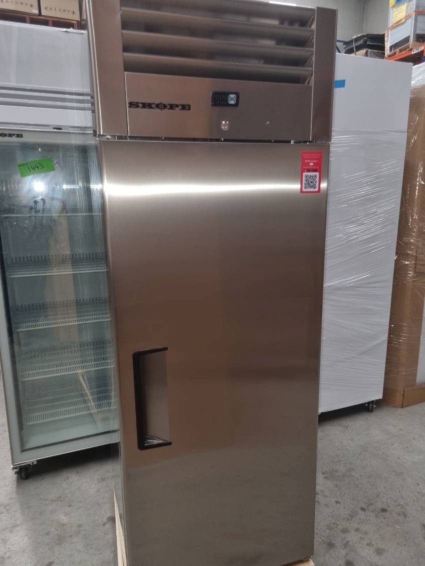Skope RF7.UPR.1.SD Single Door Upright Fridge - Whisk Hospitality - 3PA-8767-DHT-3001885102901015