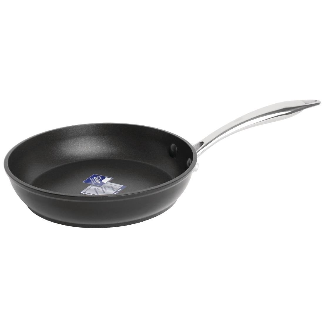 Vogue Frypan Cast Aluminium - 200mm 7 3/4" DC700 - Whisk Hospitality - DC700