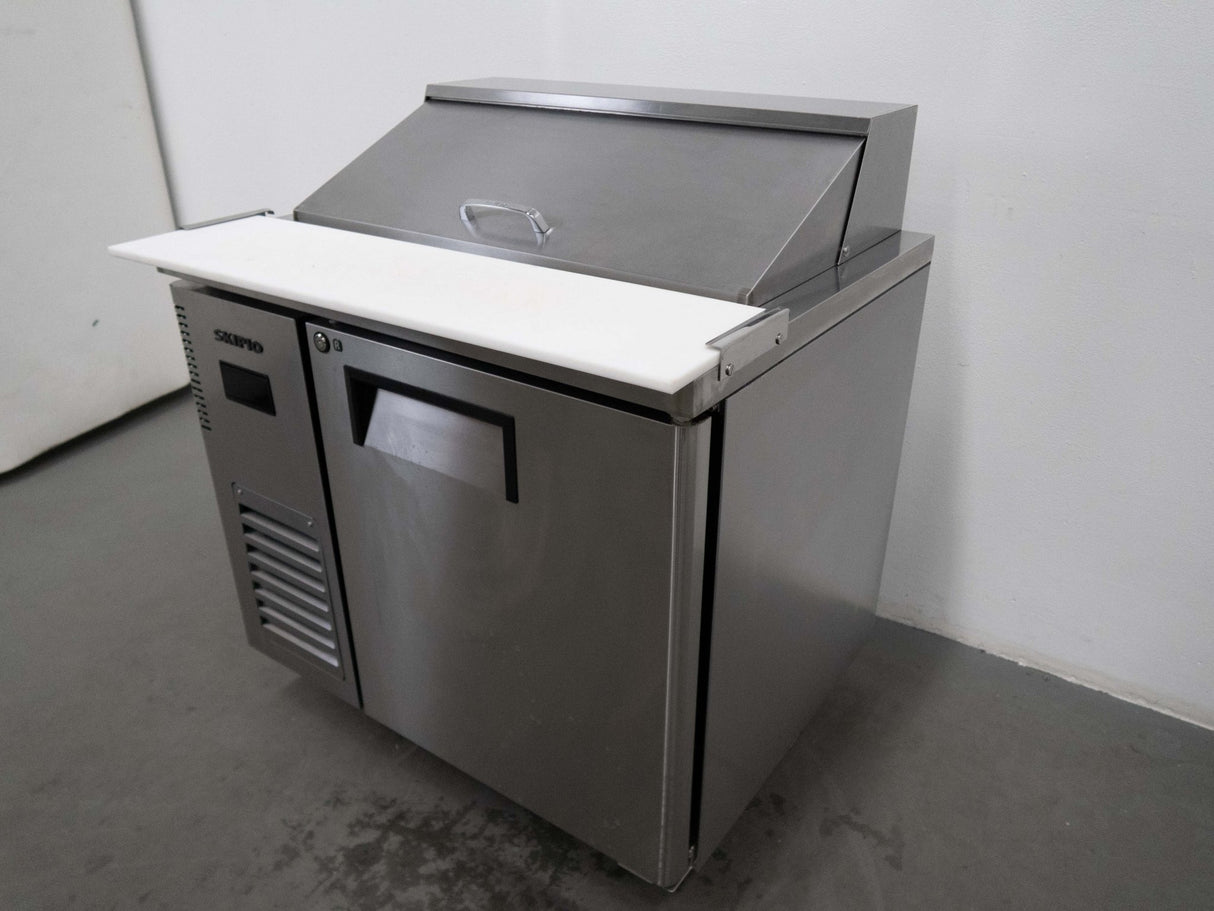 Skipio SHR9 - 1 Sandwich Prep Fridge - Whisk Hospitality - 809894