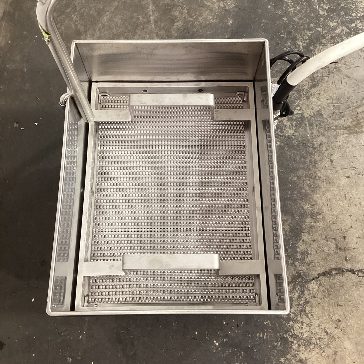 Federal LG - 20E Oil Filter - Whisk Hospitality - 841778