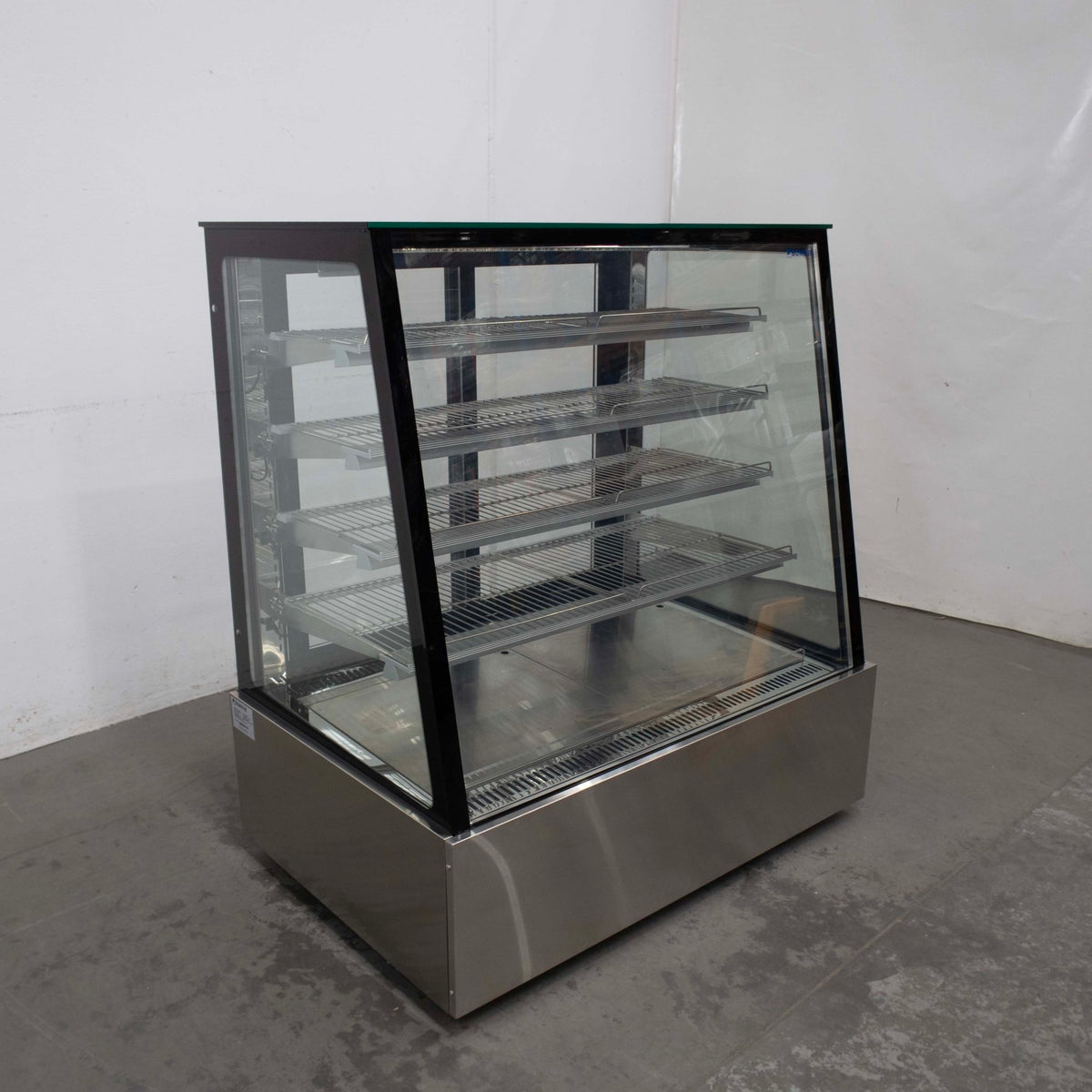 Bonvue SLP840C Deluxe Chilled Display Cabinet - Whisk Hospitality - 912826