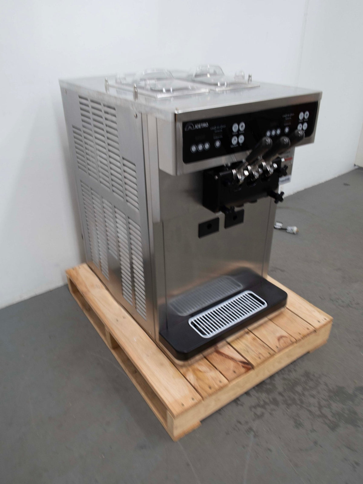 Icetro ISI-163TT Countertop Soft Serve Machine - Whisk Hospitality - 859049