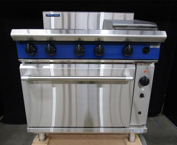 Blue Seal Evolution Series AUG56CF-N- 900mm Gas Range Convection Oven - Whisk Hospitality - 3PA-8767-DHT-2407719