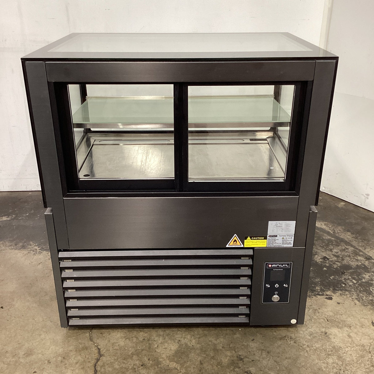 Anvil NDSJ2730 Cake Display - Whisk Hospitality - 873084