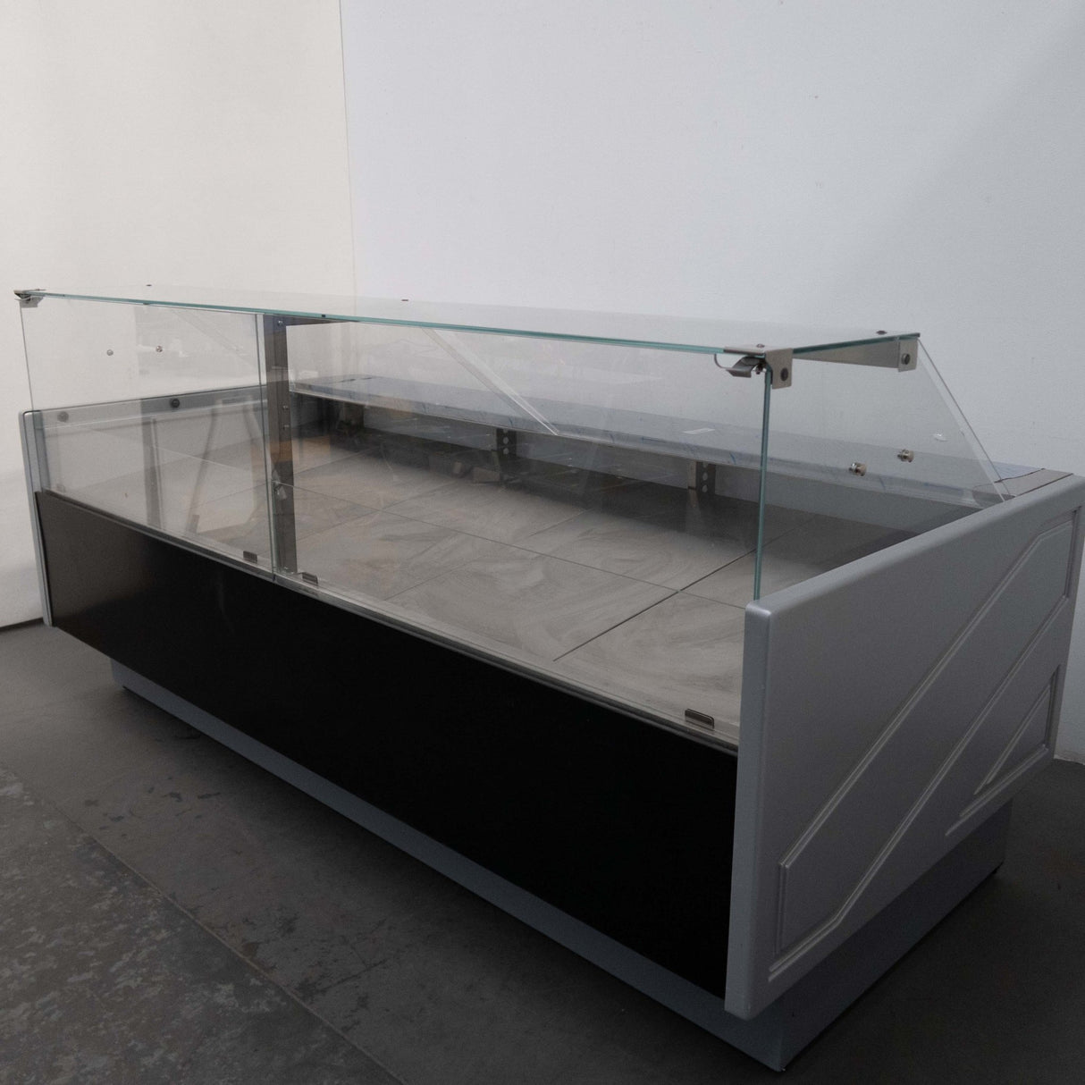 Federal MR09250VVD Deli Display - Whisk Hospitality - 801724