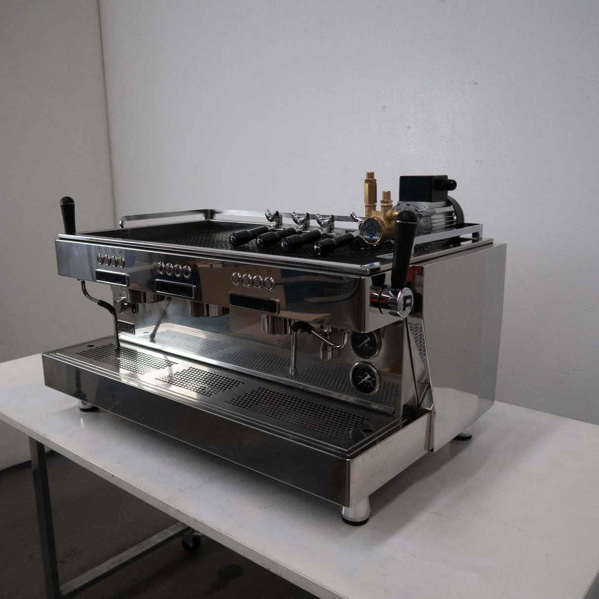 Rocket Milano R9 3 Group Coffee Machine - Whisk Hospitality - 830547