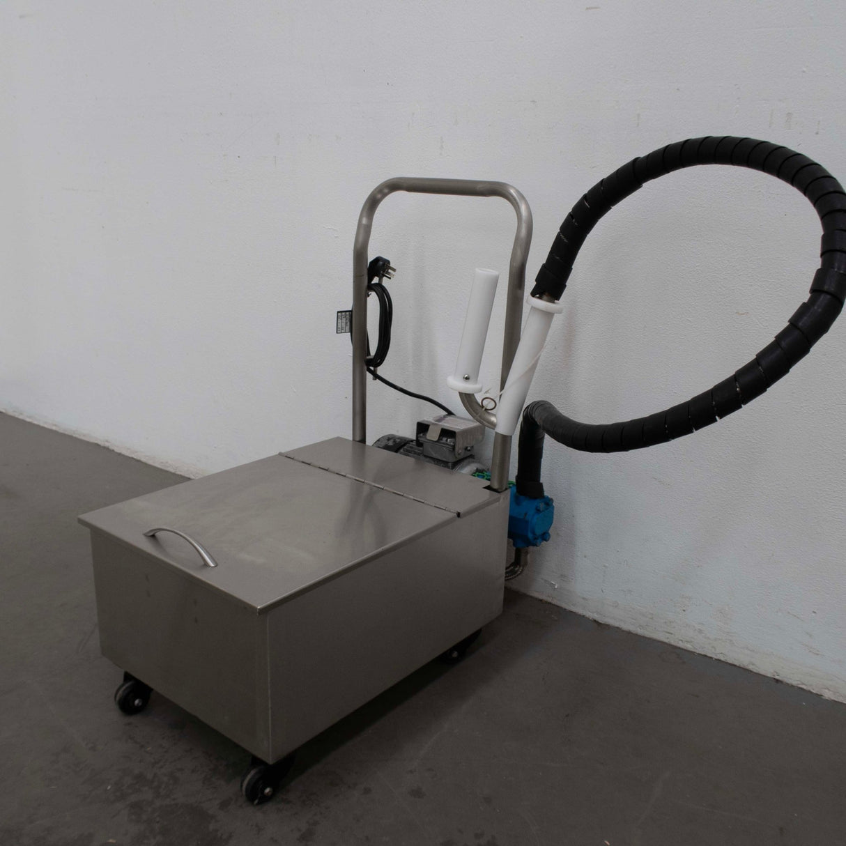 Royston OF28 Oil Filter - Whisk Hospitality - 837603