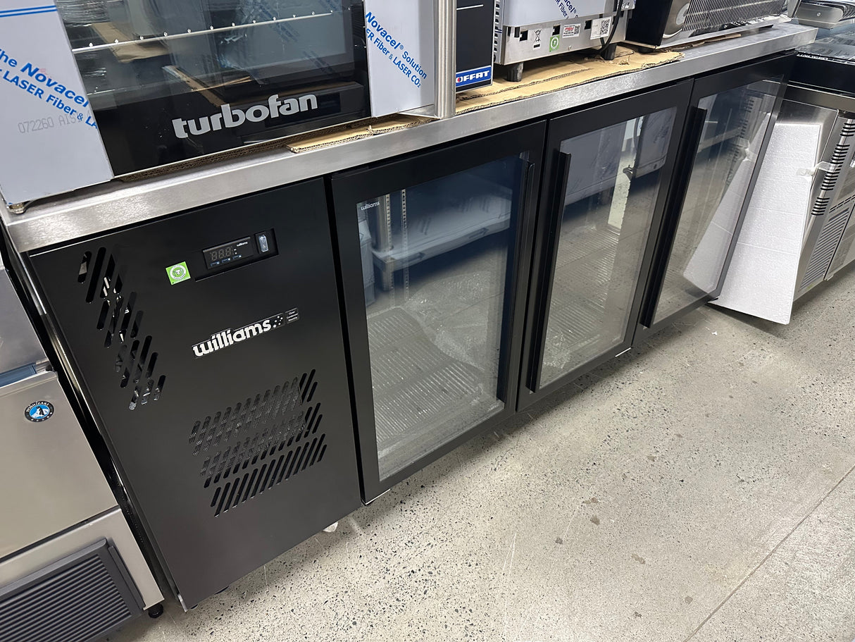 Williams HC3UGB 3 Door Underbench Fridge