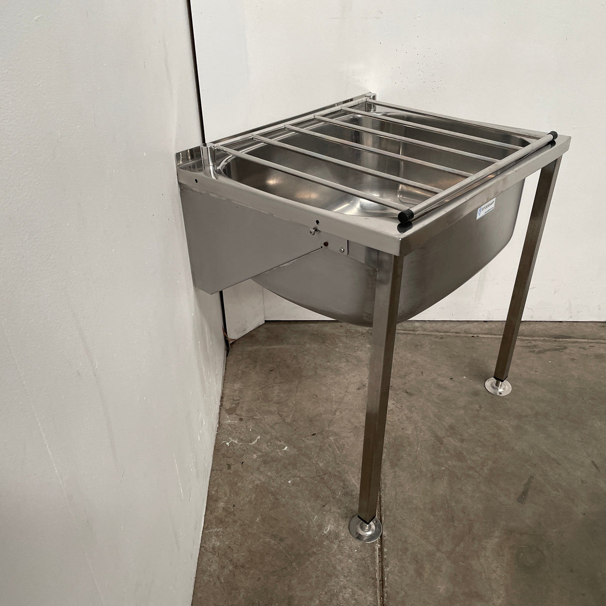 Stainless Steel Cleaners Sink with Splashback