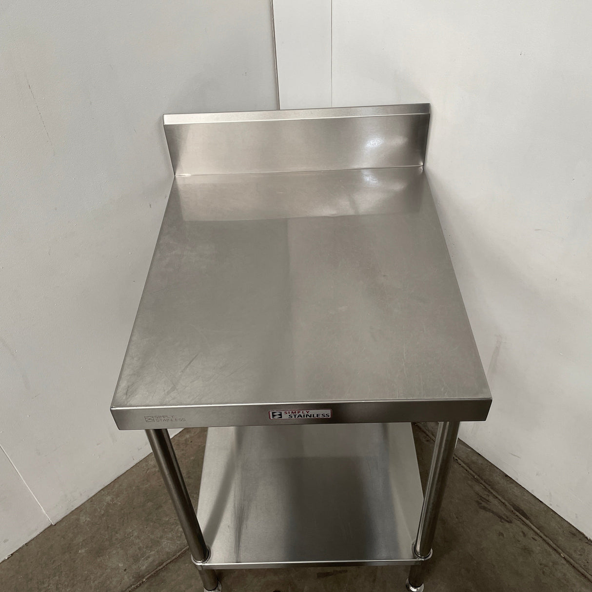 Simply Stainless Bench with Splashback