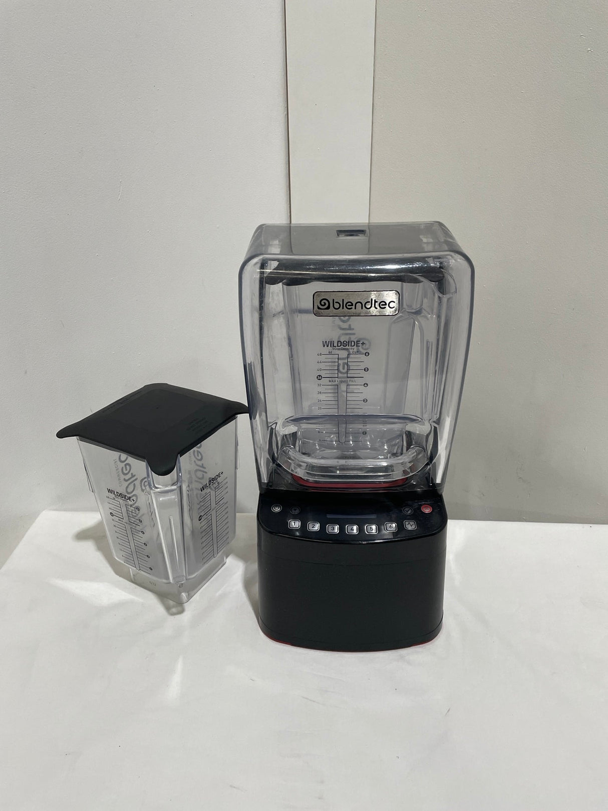 Blendtec CQB1 Blender with Sound Barrier