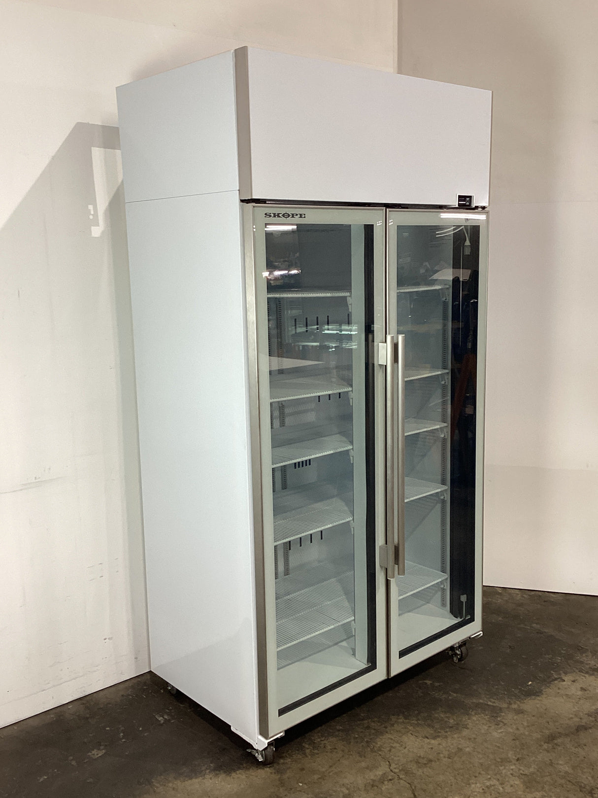 Skope TME1000N-A Upright Fridge