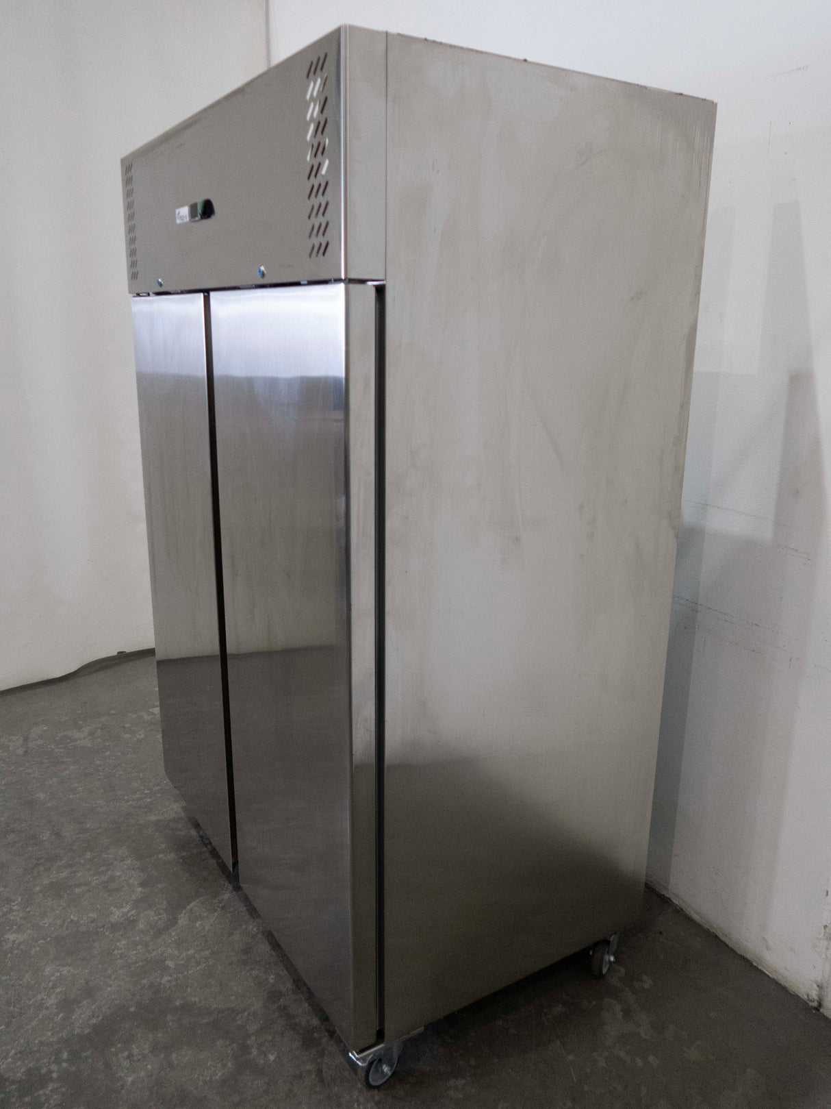 FED-X XURC1200SFV Upright Fridge