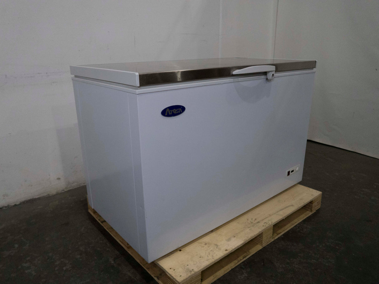 Atosa BD-450 Chest Freezer